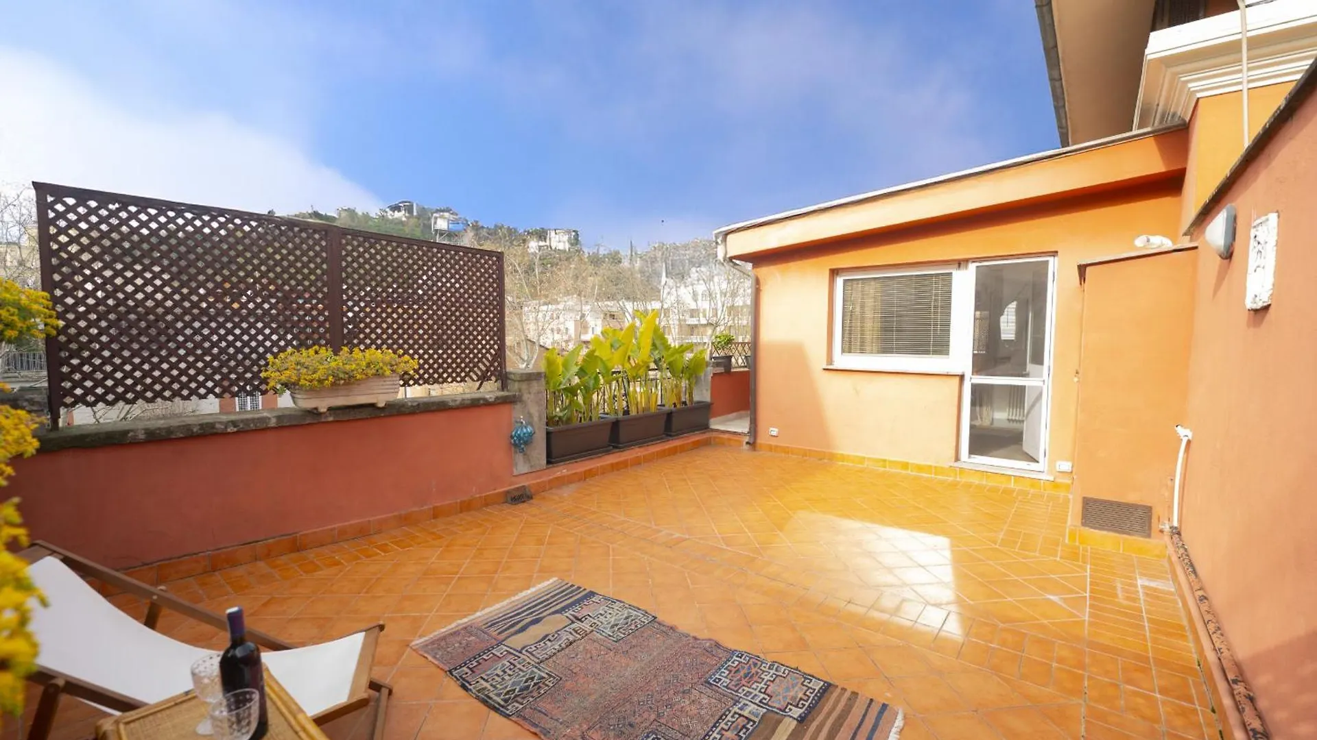 Romantic Terraced Escape In Elegant Neighbourhood 0*, רומא